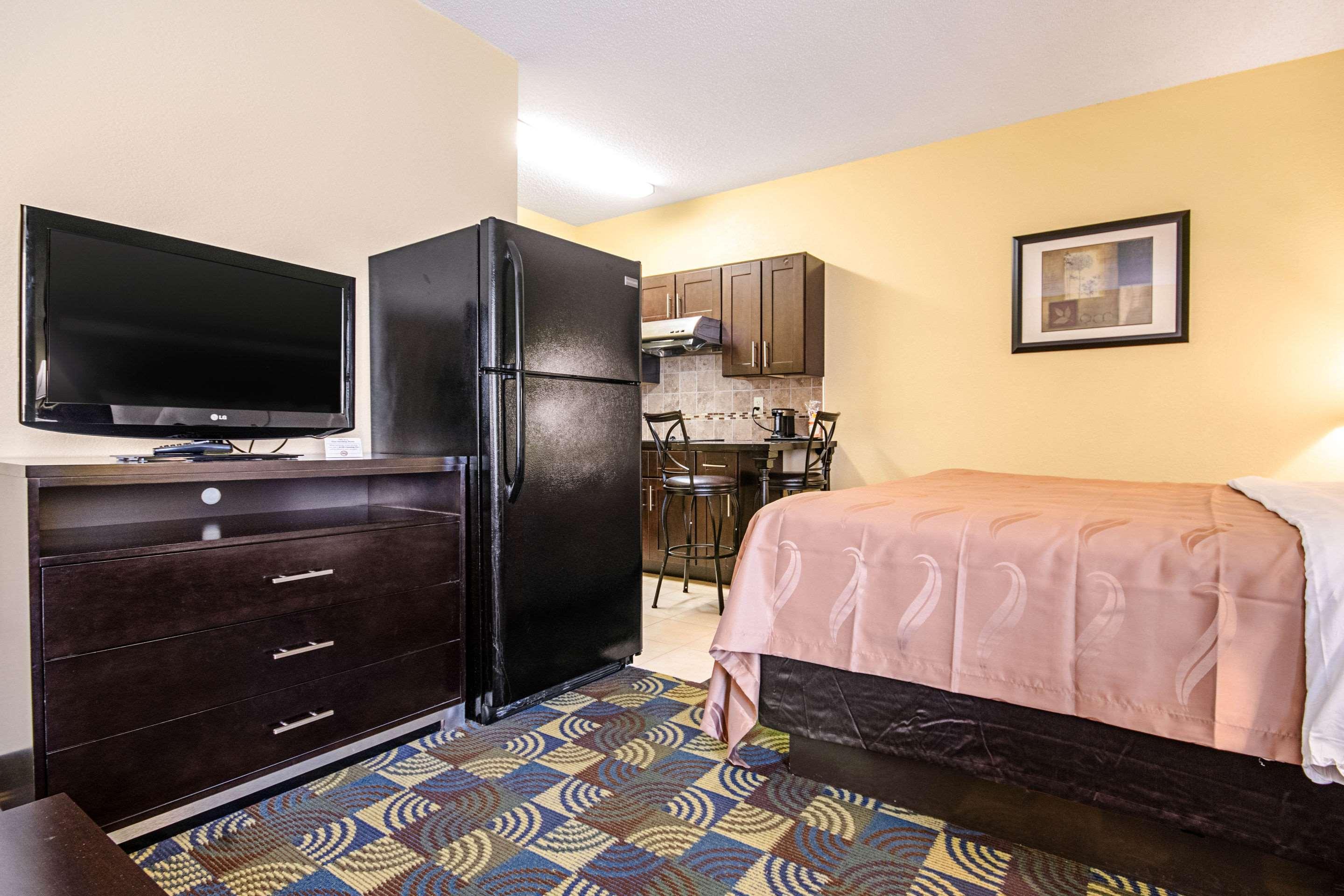 Quality Inn & Suites Glenmont - Albany South Extérieur photo