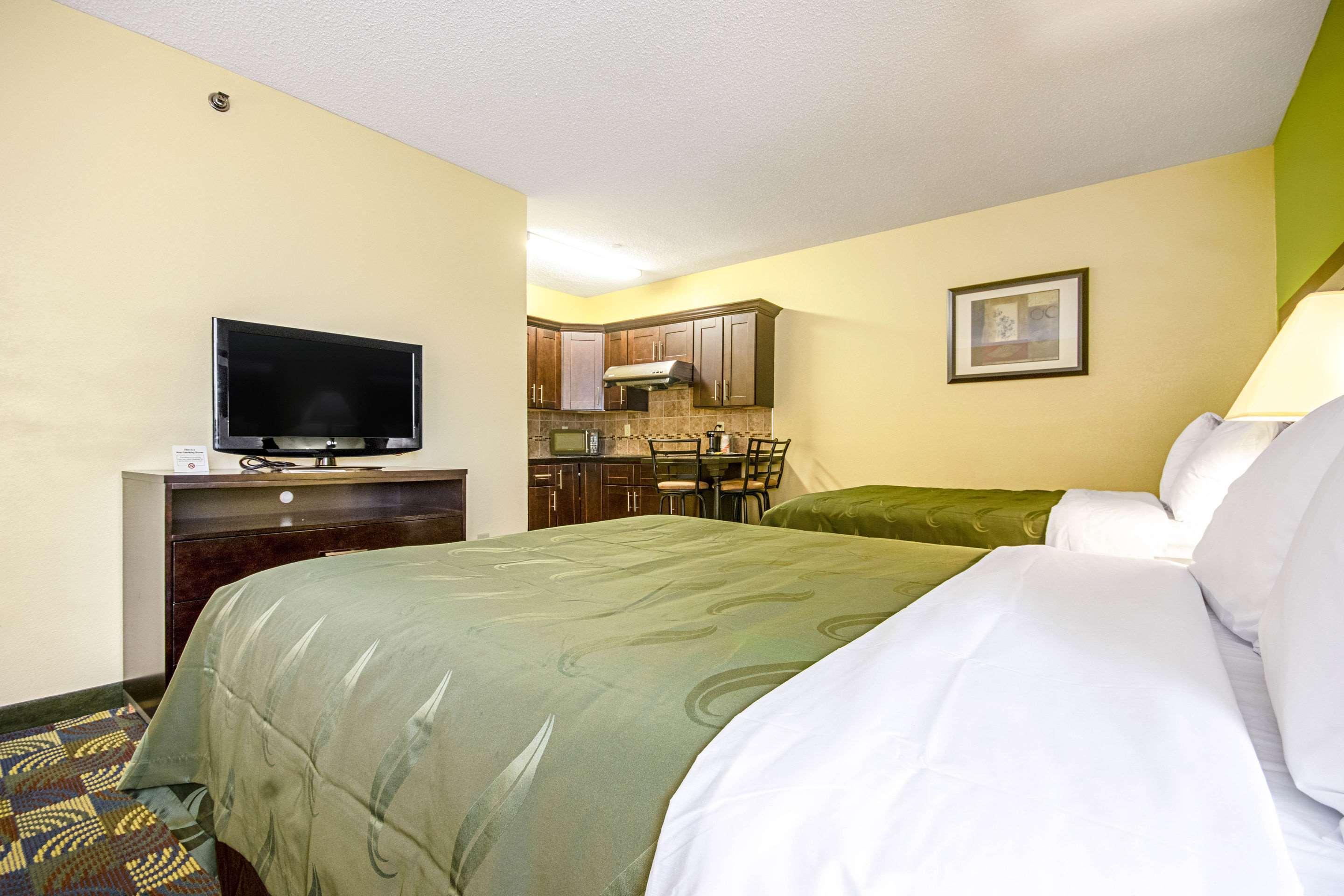 Quality Inn & Suites Glenmont - Albany South Extérieur photo