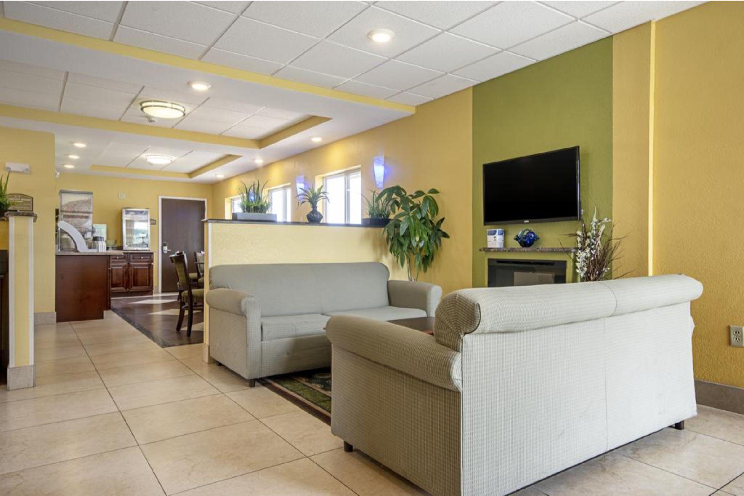 Quality Inn & Suites Glenmont - Albany South Extérieur photo