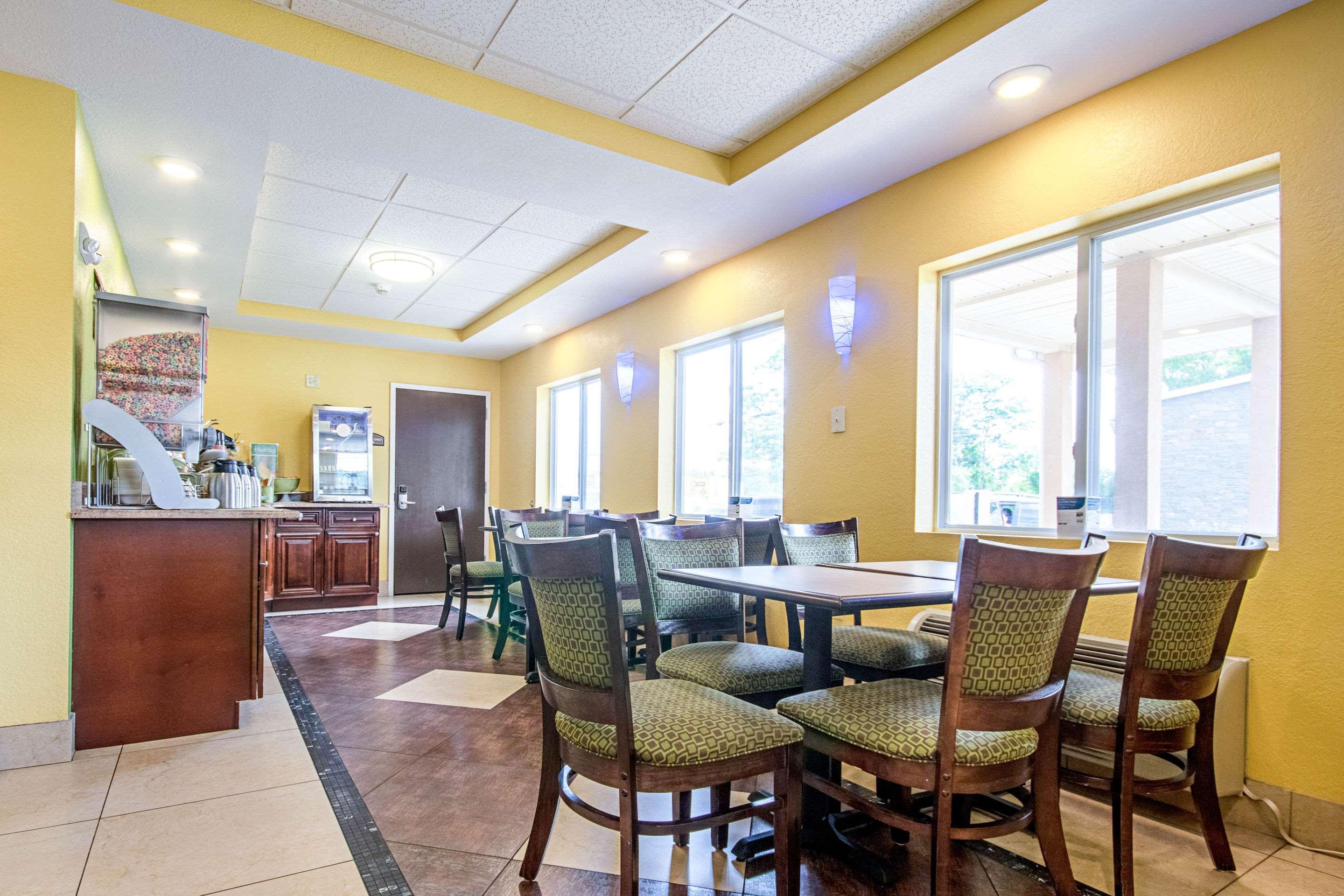 Quality Inn & Suites Glenmont - Albany South Extérieur photo