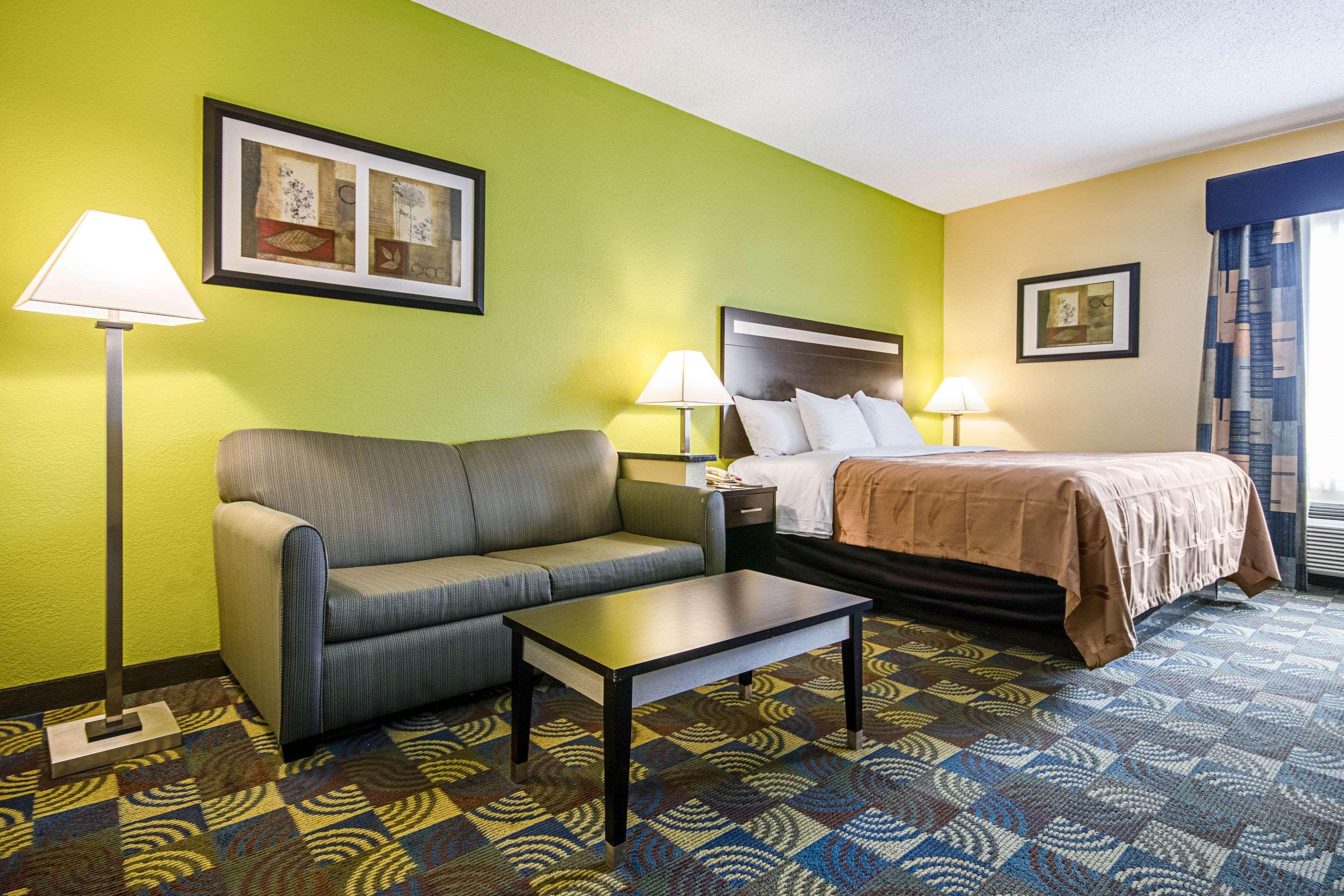 Quality Inn & Suites Glenmont - Albany South Extérieur photo