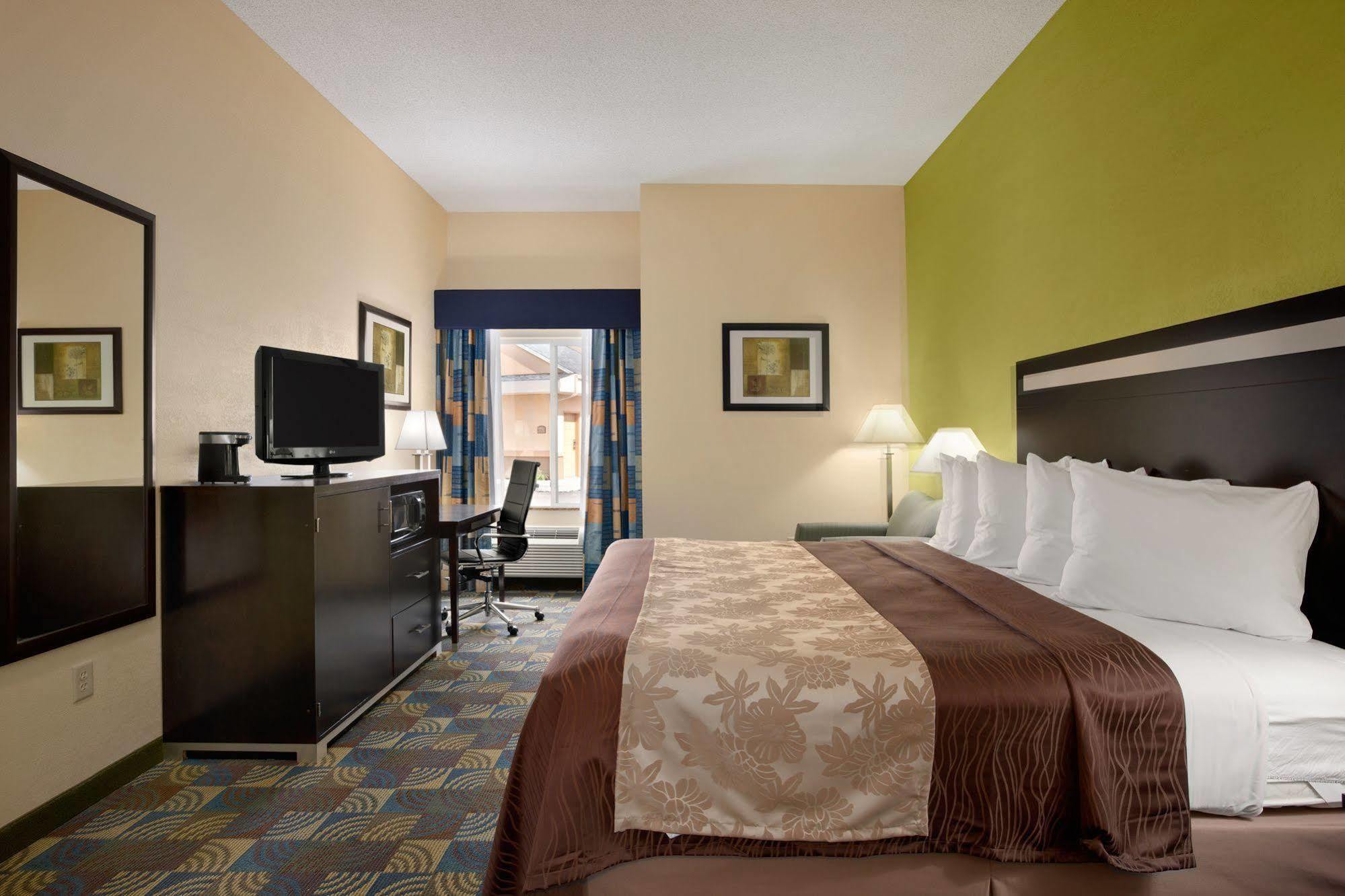 Quality Inn & Suites Glenmont - Albany South Extérieur photo