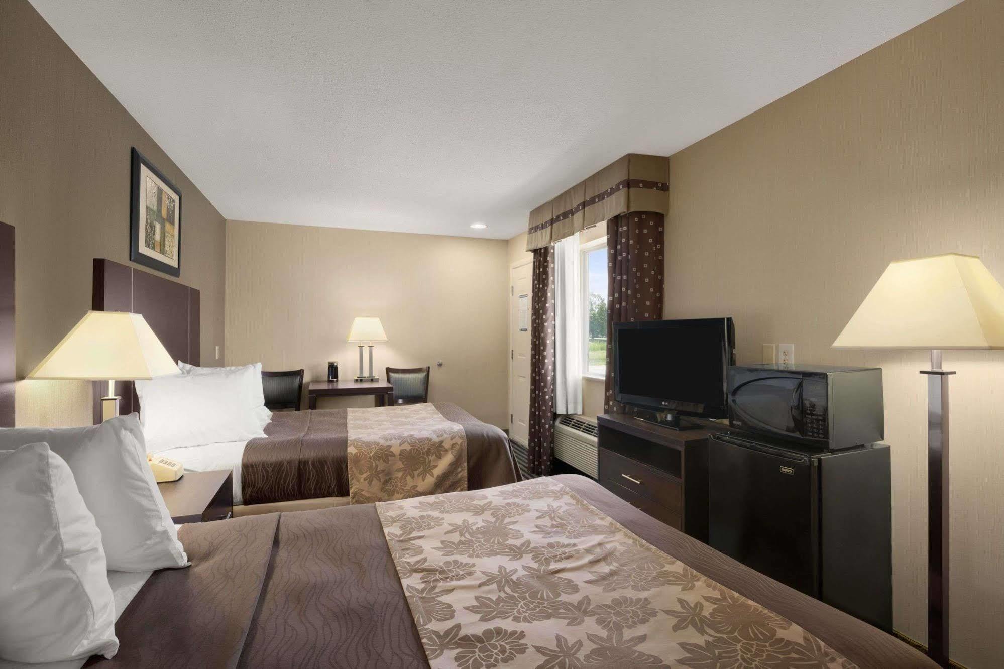 Quality Inn & Suites Glenmont - Albany South Extérieur photo